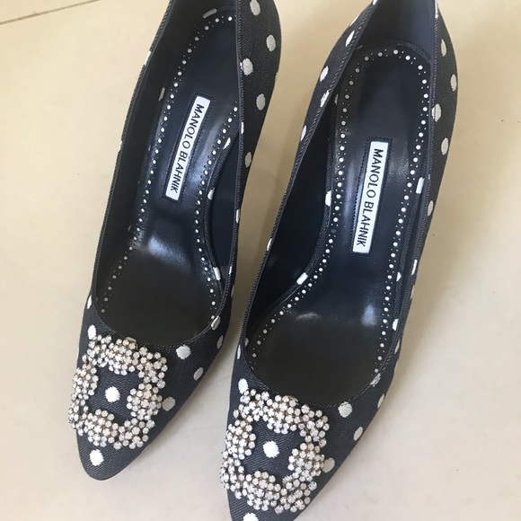 manolo blahnik hangisi 70